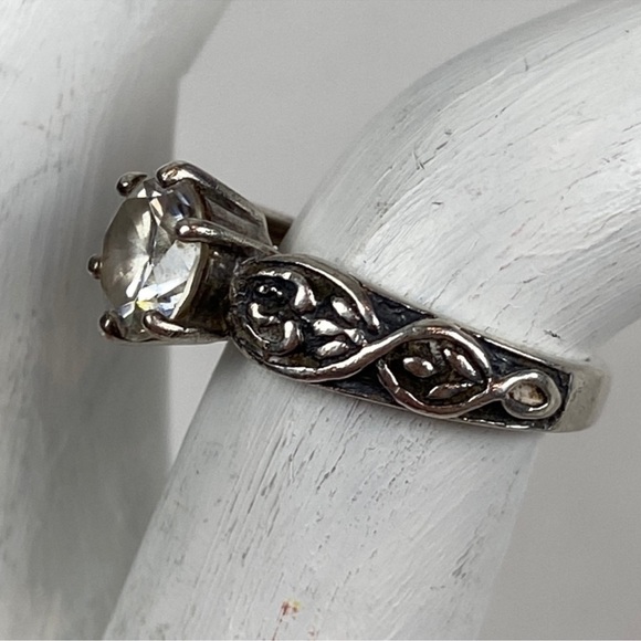 Cubic zirconia faceted solitaire 925 sterling silver filigree ring - Picture 2 of 8